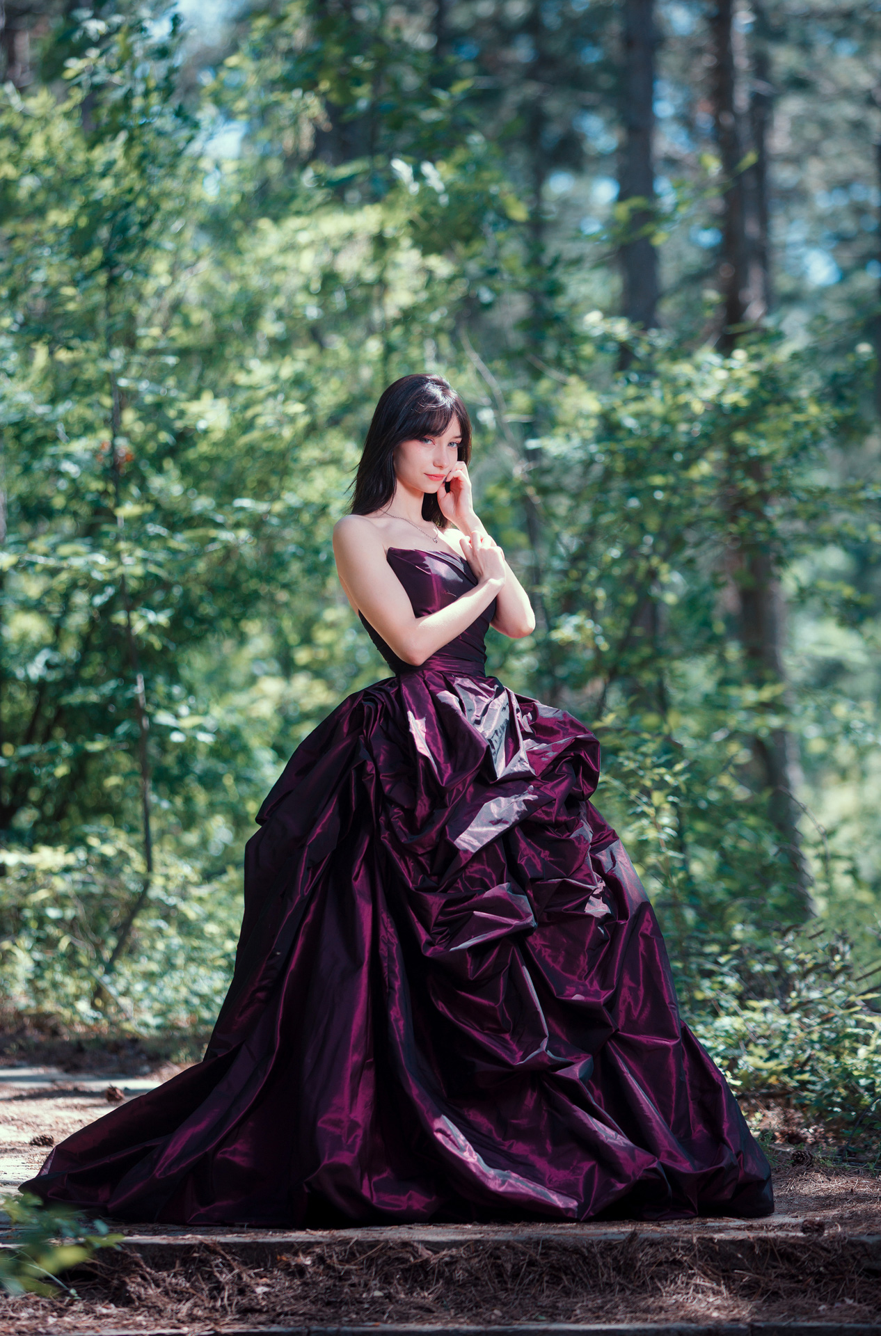 028 Elena