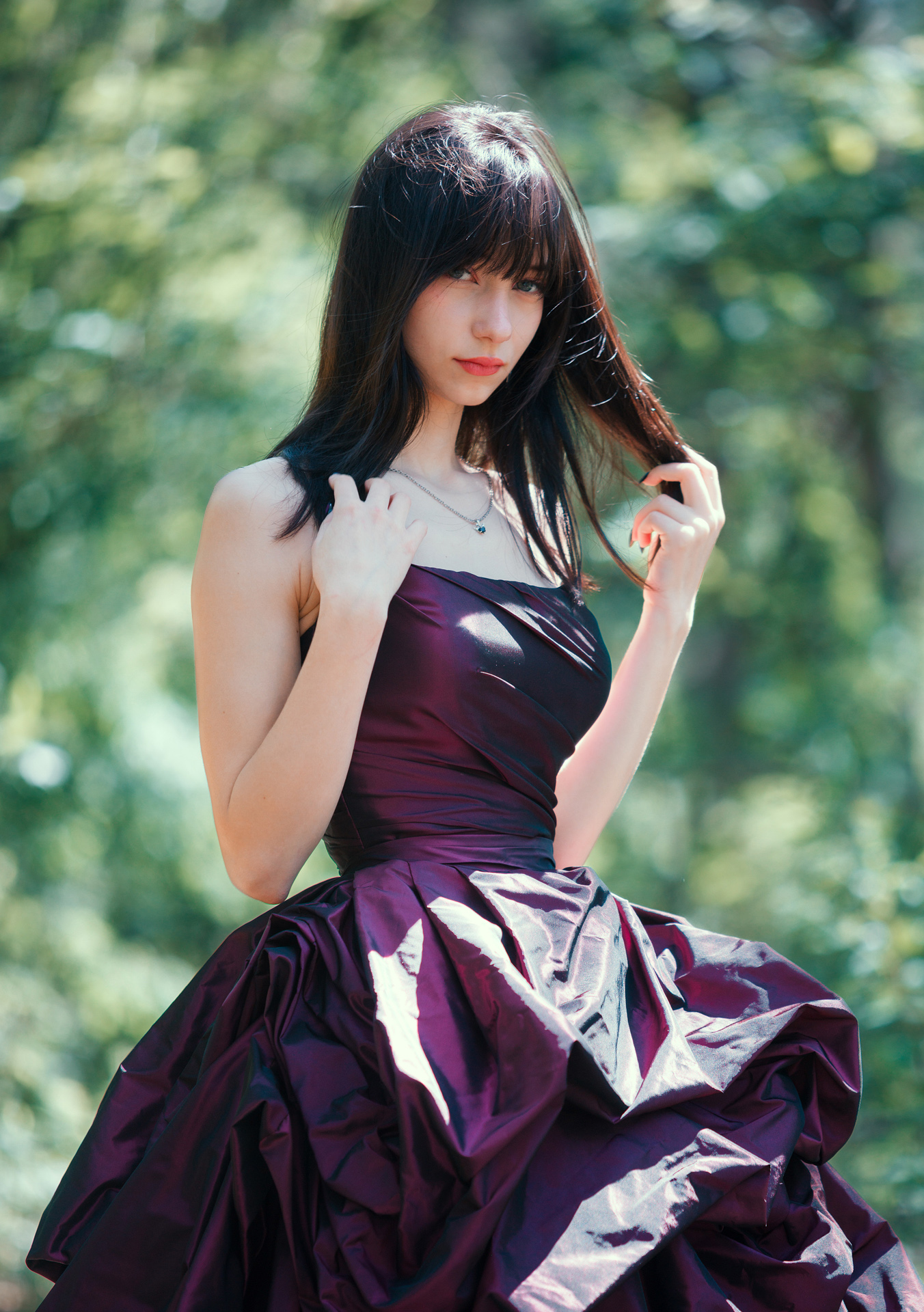 032 Elena